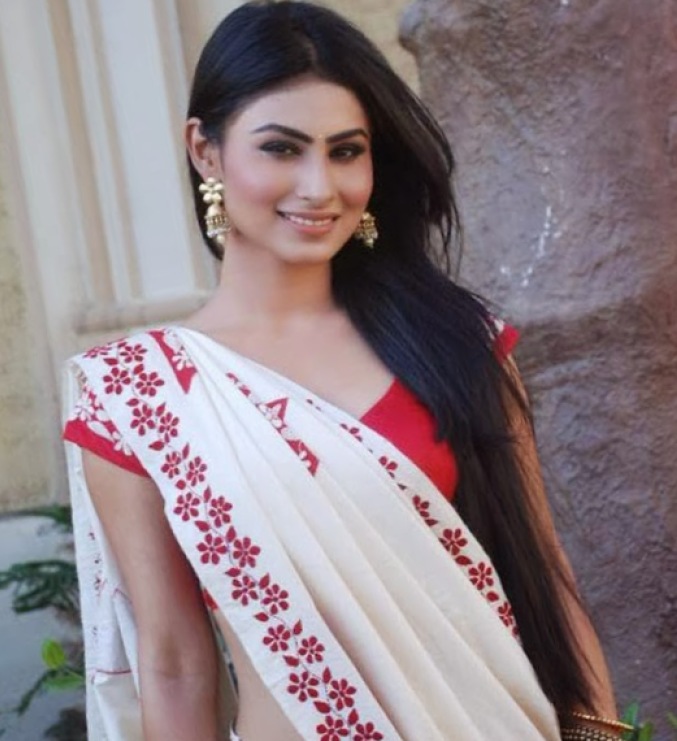 677px x 741px - Colors Serial Naagin Actress Mouni Roy Nude Sex Boobs Porn Pics ...