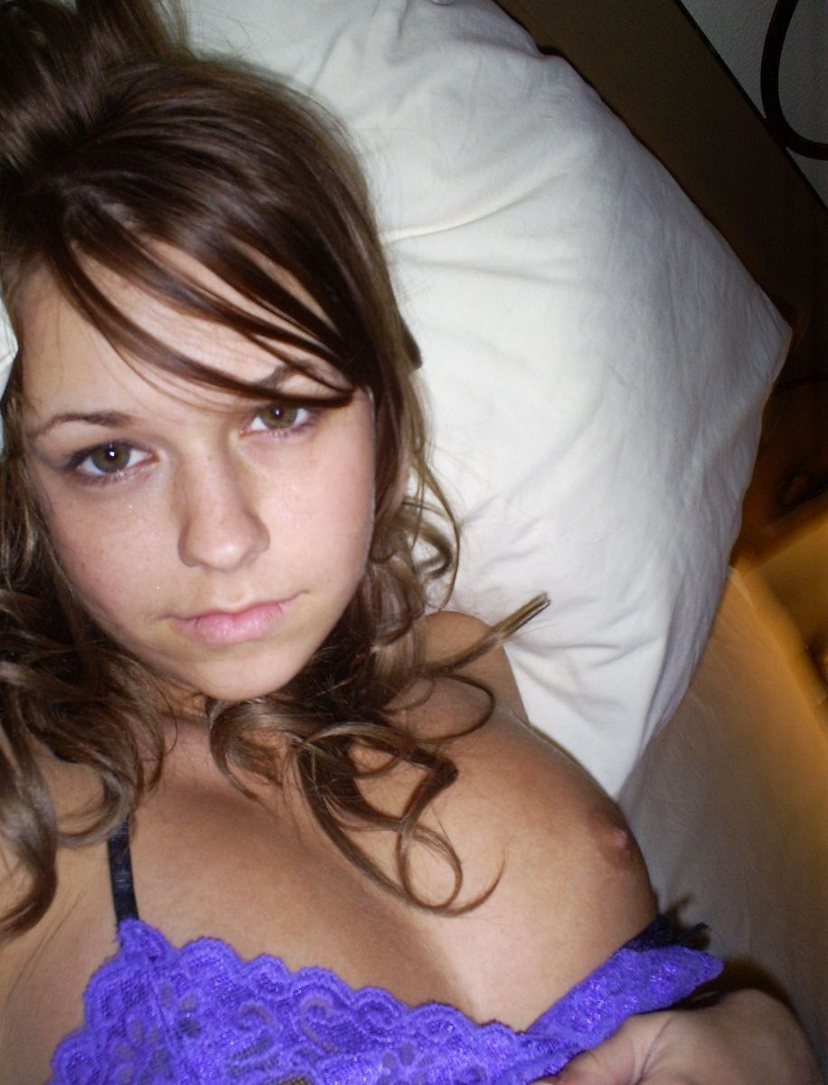 nude adorable amateur teen pic from sex video