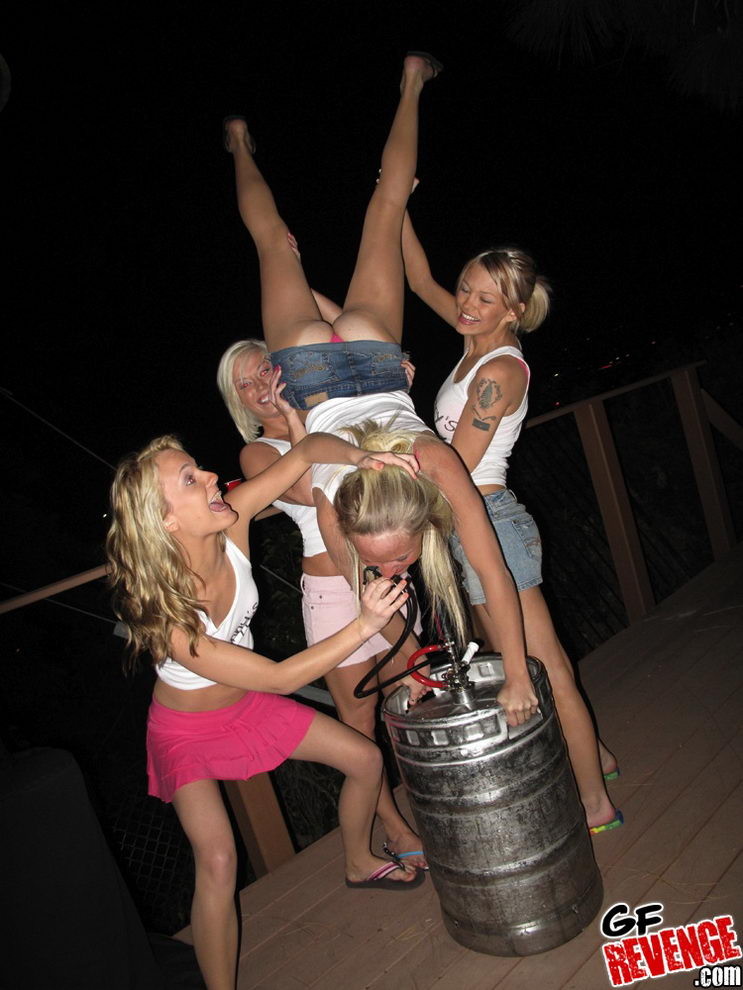 College Party Blonde Amateur Sex Pictures Pass pic