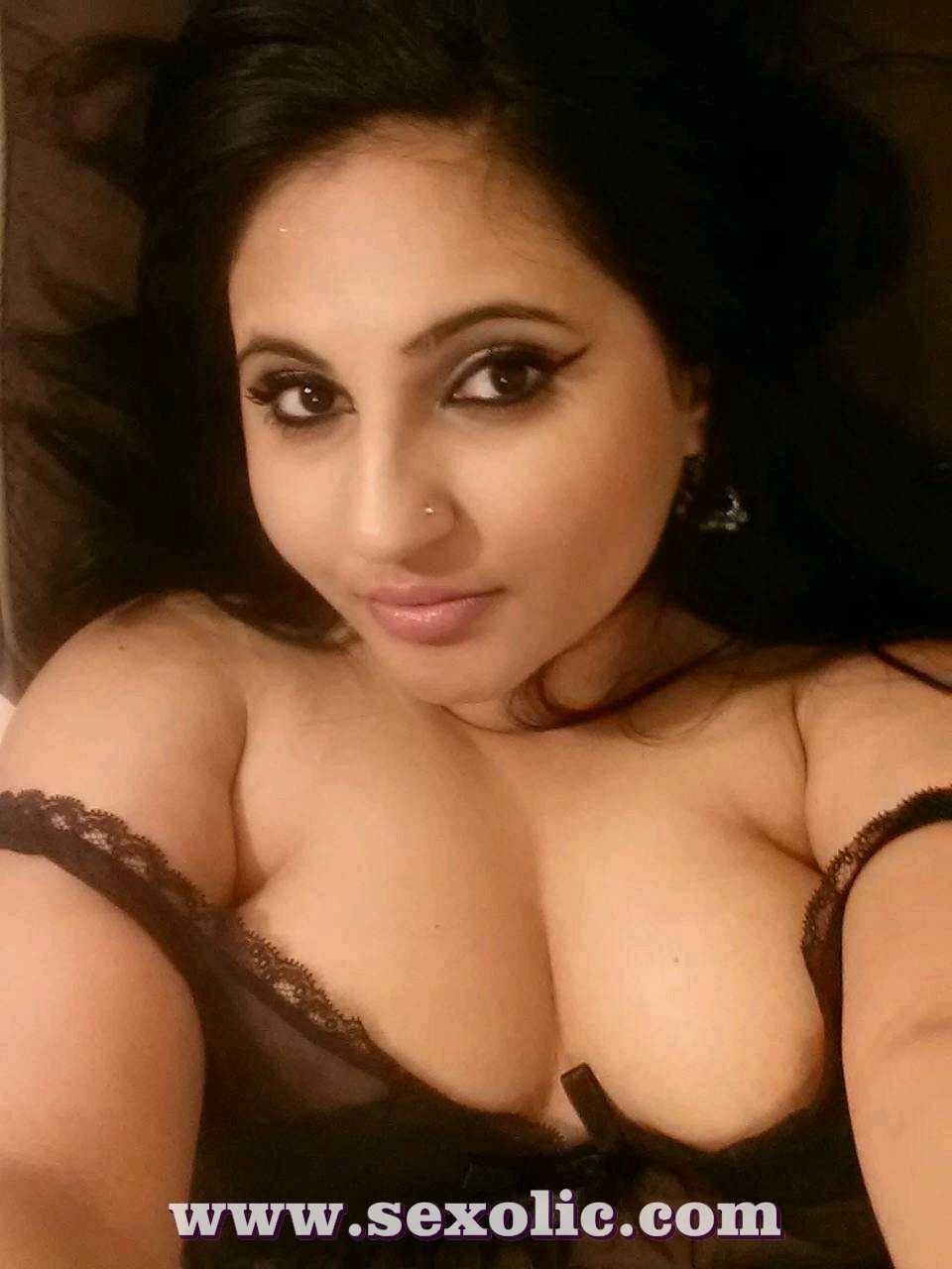 galleries nude big breast selfies