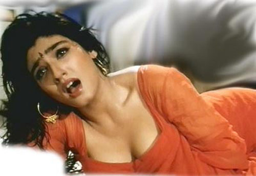 Actress Wallpapers Raveena Tandon Hot Stills