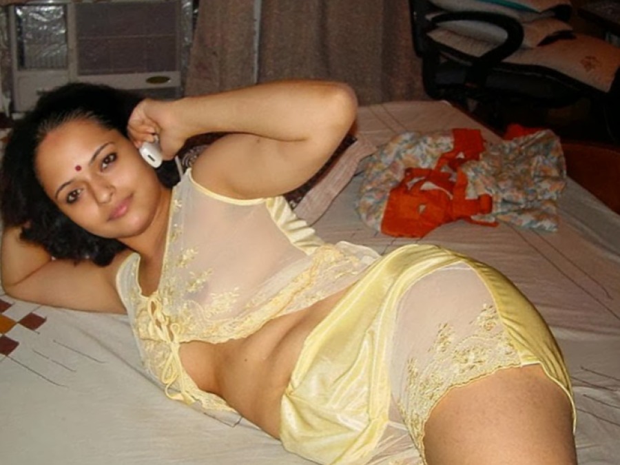 Ajmer Desi Aunty Bhabhi Photo To Fuck Hard With Up Her Saree