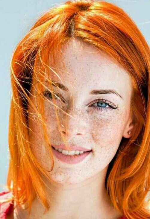 Beautiful Redheads Will Brighten Your Weekend Photos 1