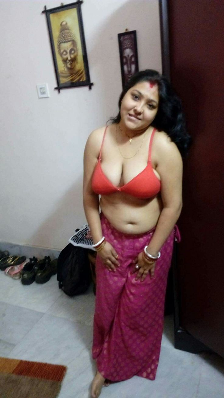 Best Busty Indian Aunties Images On Pinterest Auntie Curvy And Indian Beauty