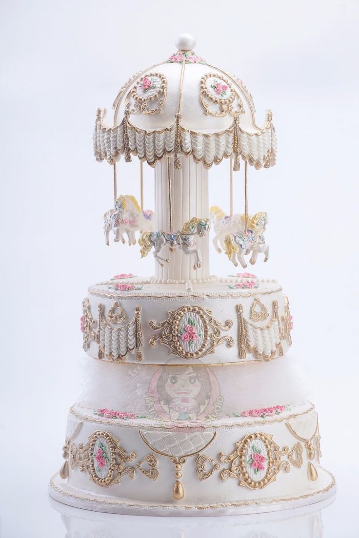 Best Carousel Cake Ideas On Pinterest Carousel Birthday 1