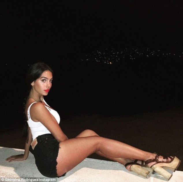 Brunette Beauty The Fashion Conscious Footballer Is Rumoured To Have Met Georgina In The Vip