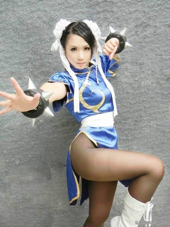Character Chun Li From Capcoms Street Fighter Video Game Series Cosplayer Mei Wai