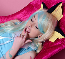 Cosplay Porn Cosgirls Showing Their Naughty Side 9