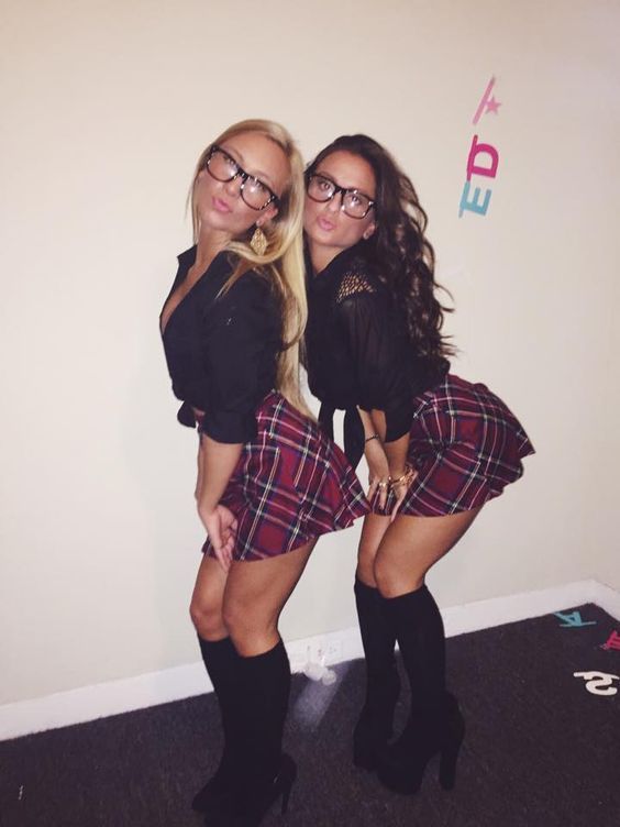 Easy Costumes To Copy That Are Perfect For The College Halloween Party Sophia Lee