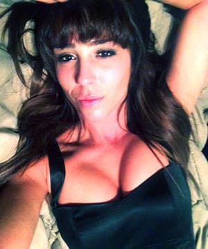 Ella Milano Is A Sexy Young Latina Shagging On Porndig