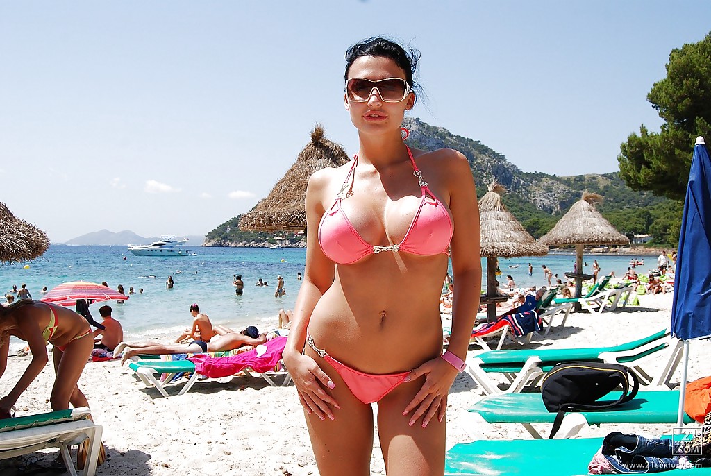 Fabulous Aletta Ocean Poses Outdoor On The Beach In Bikini