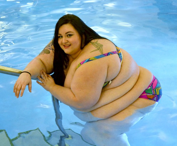 Fatties In Bikinis Young Lesbian Lover