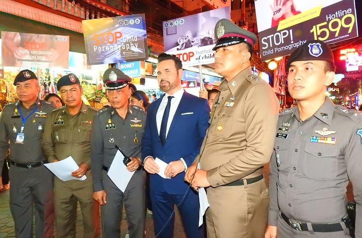 Fbi Join Pattaya Police On Walking Street In Campaign To Stop Child Abuse 2