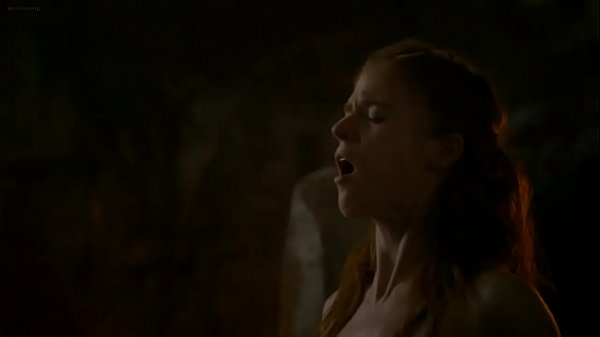Game Of Thrones Jon Snow Loses His Virginity 6