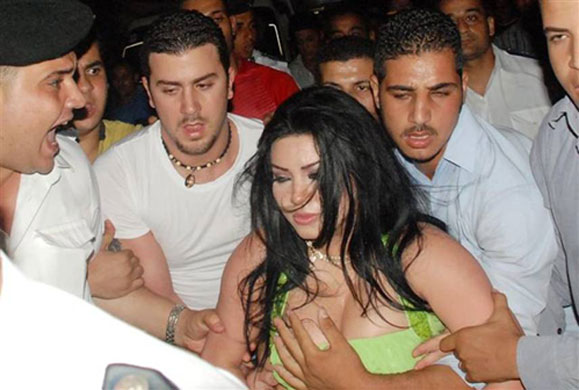 Haifa Wehbe Tits Black Boob Pics