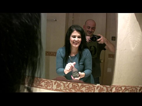 Having Fun Behind The Scene In The Bathroom With Montse Swinger 4
