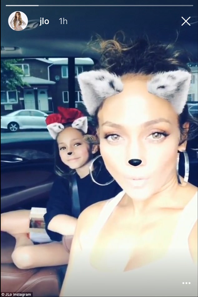 Here We Go Jennifer Lopez Headed Off On A Girl Trip With Her Daughter Emme