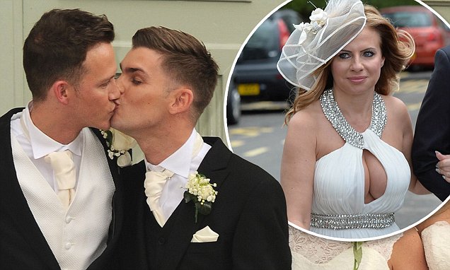 Hollyoaks Kieron Richardson Marries Carl Hyland In Front Of Bridal Castmates Daily Mail Online
