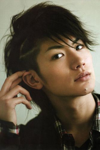 Hot Japanese Actors Who Are Complete Bias Ruiners Japanese