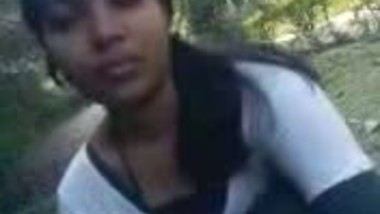 Indian College Girls Outdoor Video Indian Porn Tube Video 3