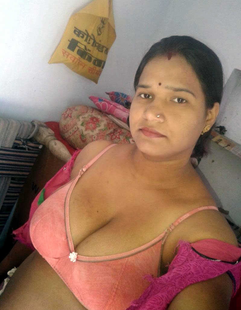 Indian Bhabhi Porn Pictures