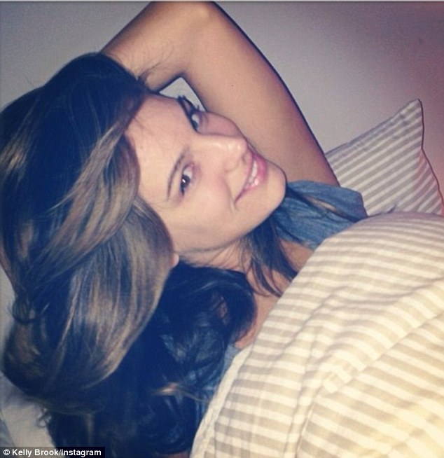 Intimate Shot Kelly Has Posted A Number Of Photos Of Herself In Bed For All