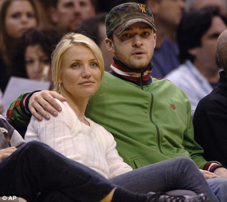 Justin Timberlake Reunited With His Ex Cameron Diaz On Set Of New