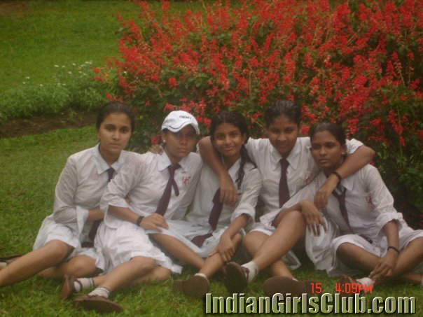 Lankan Hot School Girls Posted Sex