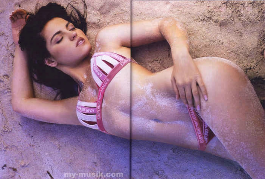 Maite Perroni Breasts And Naked Pictures