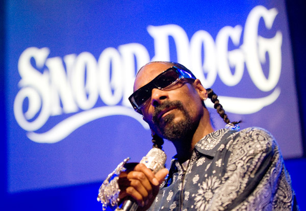 Morning Mess Snoop Doggs Ode To Porn Eurweb