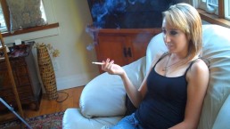 Mother Teach Daughter To Smoke