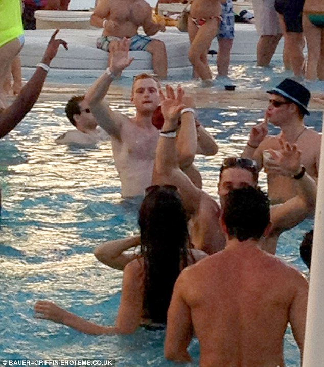 Naked Prince Harry Pictured Cavorting With Nude Girl In Vip Suite