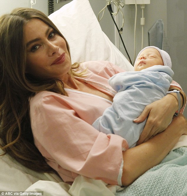 New Arrival Sofia Vergaras Character Gloria Gave Birth To A Newborn Baby Boy