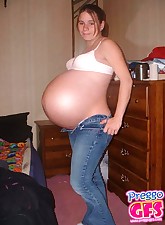 Pregnant Nude Pictures 3