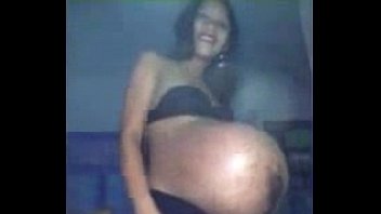 Pregnant Twinner With Huge Ass Shows Off Her Belly