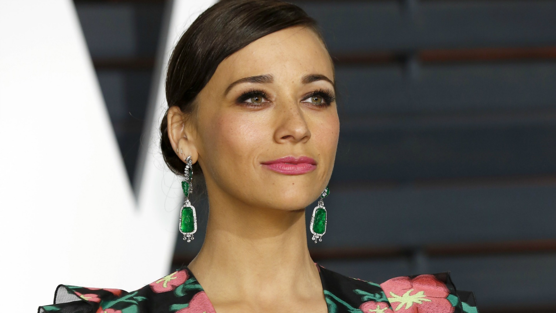 Rashida Jones Documentary Makes Me Want To Protect Young Girls From Pro