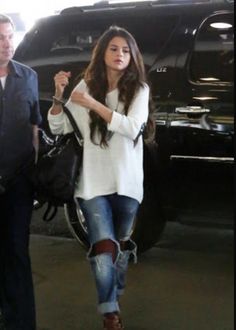 Selena Gomez Arriving At Denver Colorado Airport