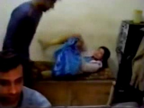 Sexy Pakistani Call Girl Fucked Guy Shot Friend Video