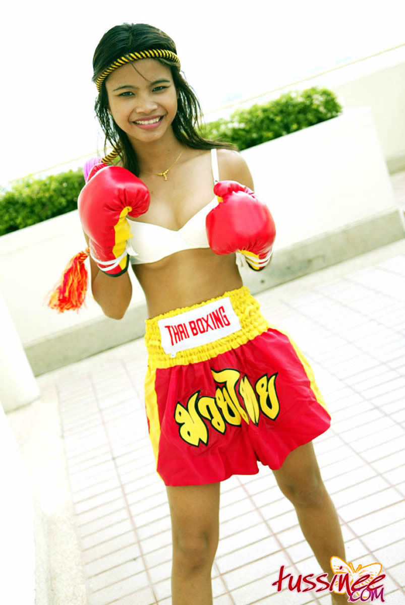 Skinny Bangkok Teen Tussinee In A Sexy Muay Thai Boxing Outfit 3