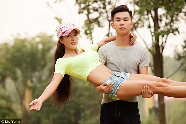 Son Of Youthful Chinese Mother Talks About Love Daily Mail Online 6