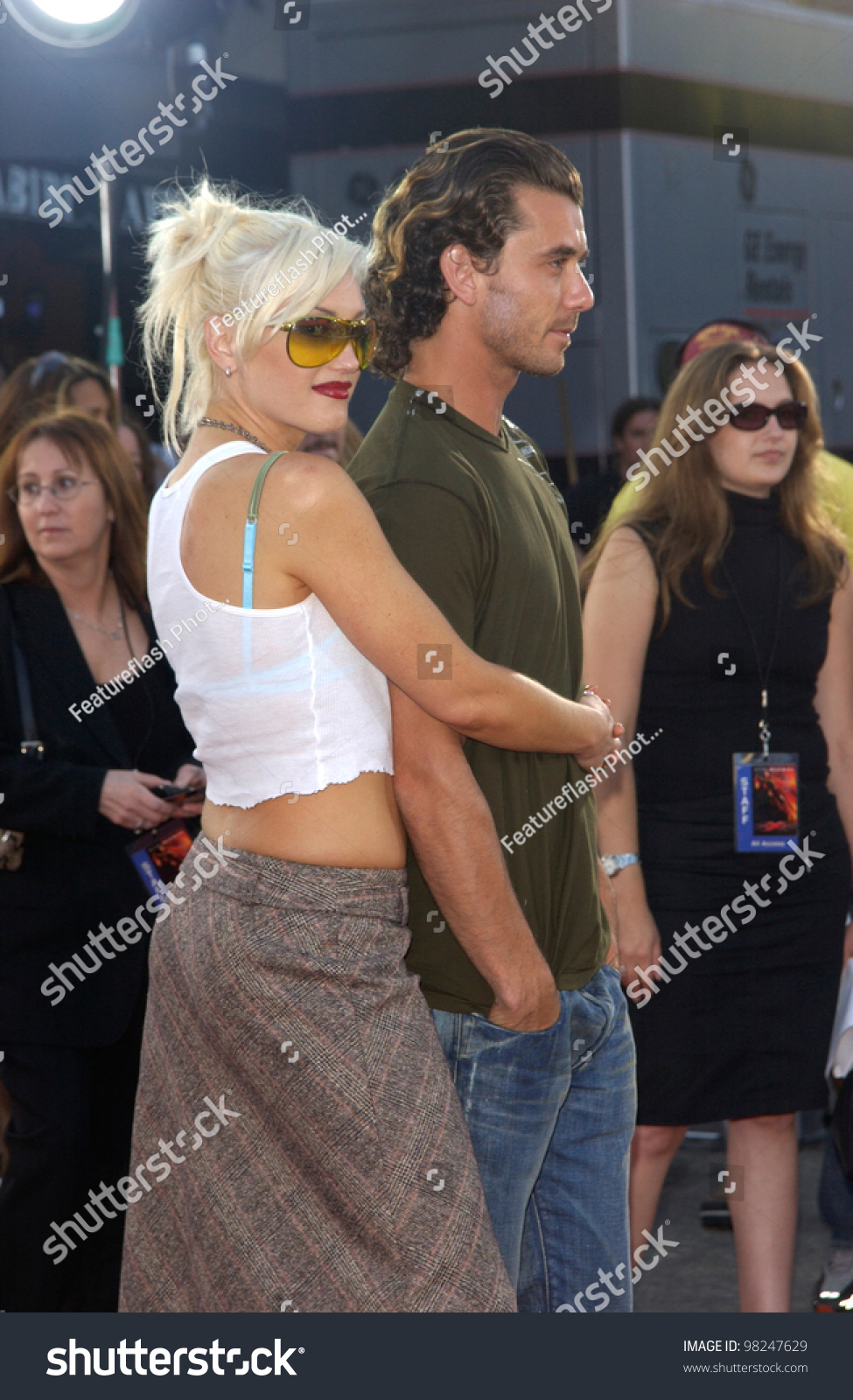 Stock Photo Pop Star Gavin Rossdale Pop Star Girlfriend Gwen Stefani At The World Premiere In Los Angeles