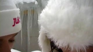 Teen Lesbians Fucking Outdoor Snow Babe Porn Videos Fingering Porn