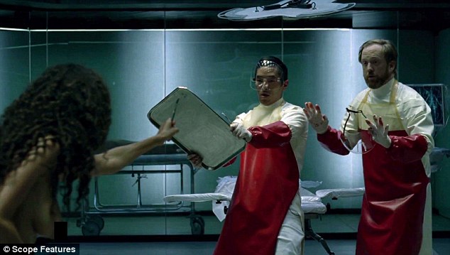 Thandie Newton Goes Stark Naked For Her Role As Robot Sex Worker 1