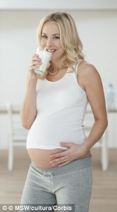 Women Who Drink Organic Milk In Pregnancy Could Be Harming Their