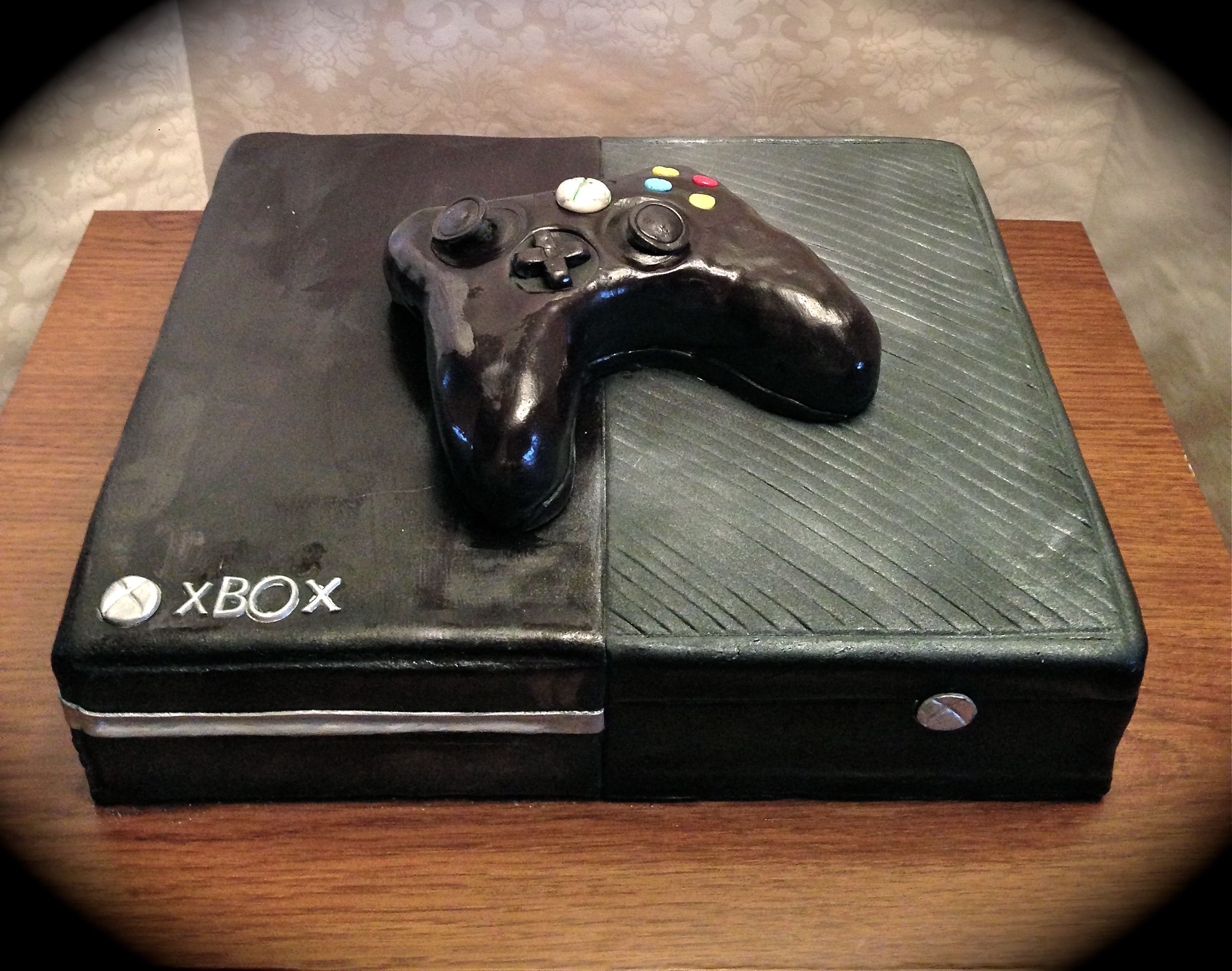 You Knew It Was Coming The New Xbox One Cake And Controller