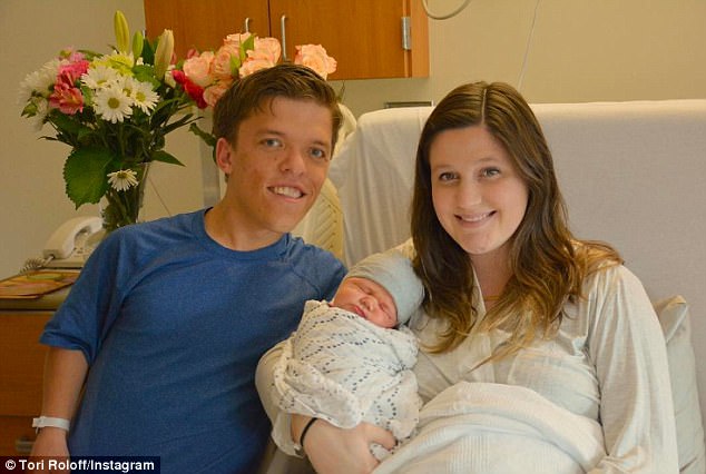 Zach And Tori Roloff Welcome Son Jackson Kyle Daily Mail Online