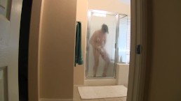 Zoey Holloway Son Spies On Mom Showering